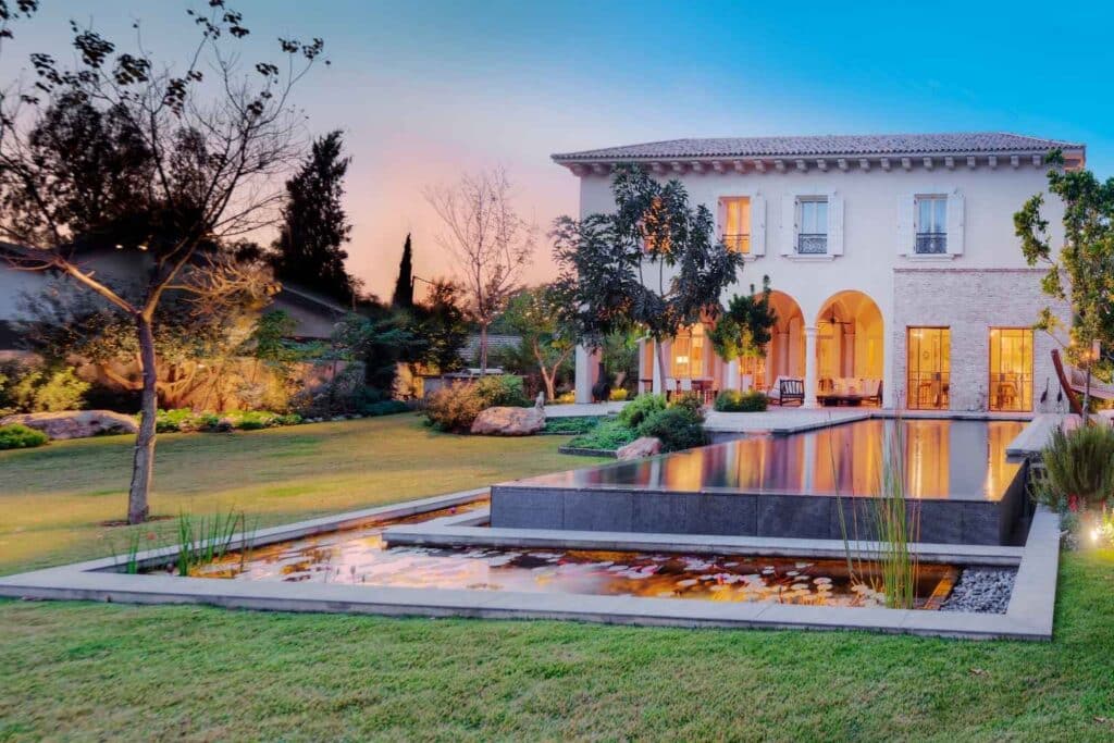 what types of damage does home insurance cover