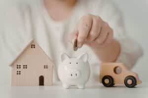 How Bundling Home and Auto Policies Really Saves Money